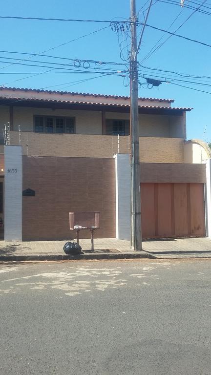 Suites Economy Uberlândia Buitenkant foto